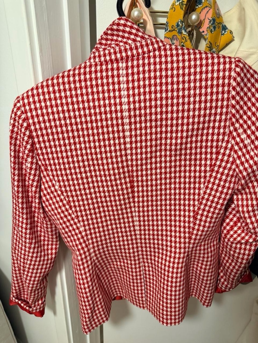 Tommy Hilfiger Red & White Houndstooth Shawl-Collar Blazer - Picture 3 of 3